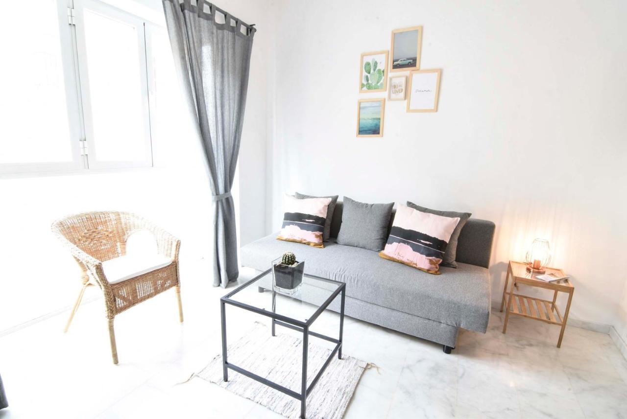 P&P Apartaments Carrera De Capuchinos Málaga Esterno foto