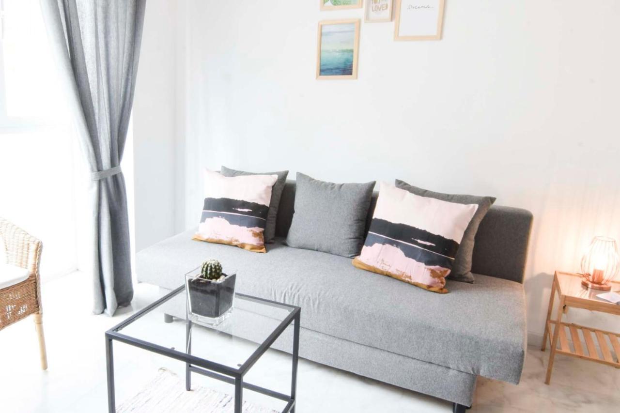 P&P Apartaments Carrera De Capuchinos Málaga Esterno foto