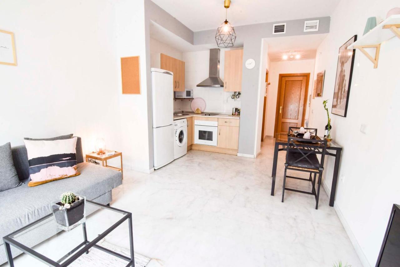 P&P Apartaments Carrera De Capuchinos Málaga Esterno foto