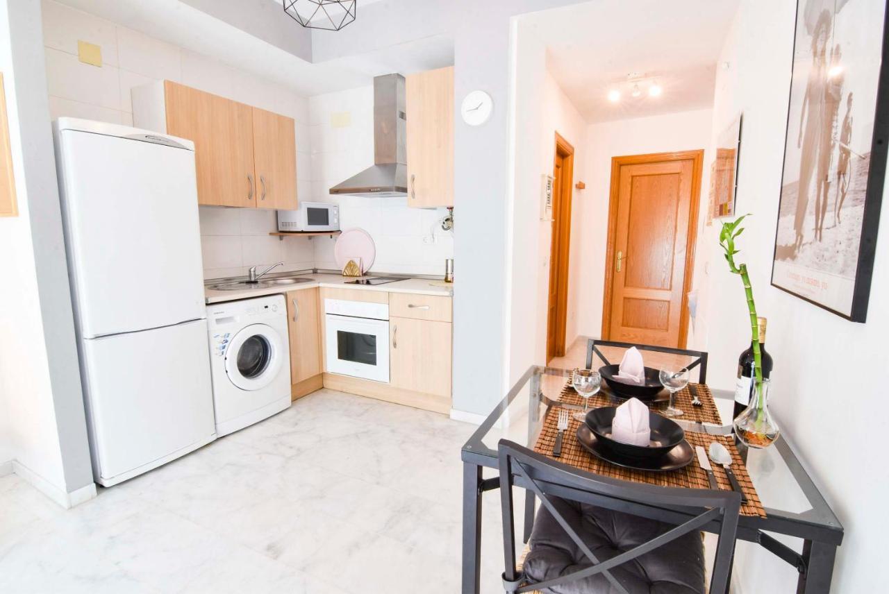 P&P Apartaments Carrera De Capuchinos Málaga Esterno foto
