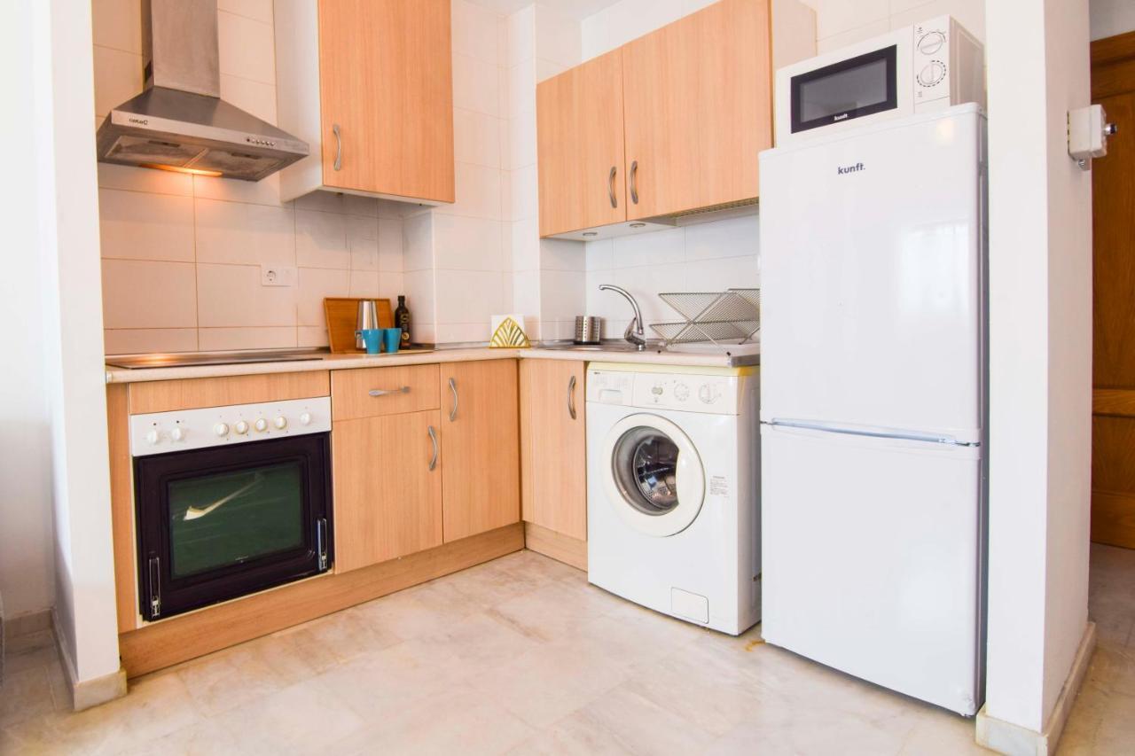 P&P Apartaments Carrera De Capuchinos Málaga Esterno foto