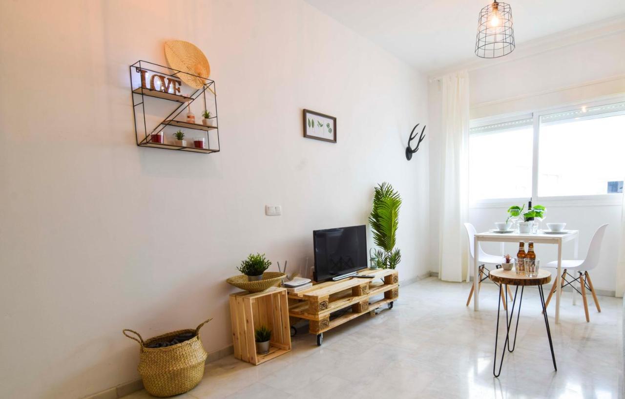 P&P Apartaments Carrera De Capuchinos Málaga Esterno foto