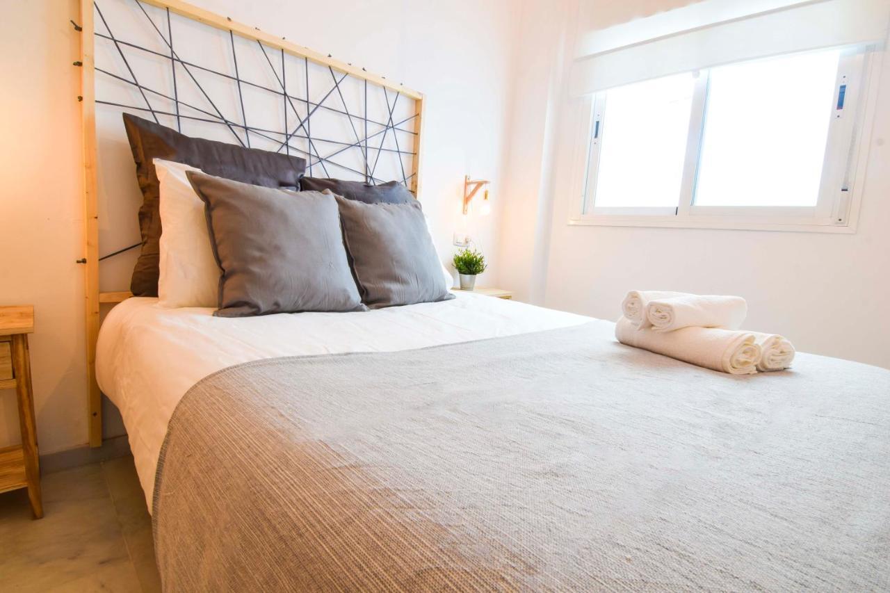 P&P Apartaments Carrera De Capuchinos Málaga Esterno foto
