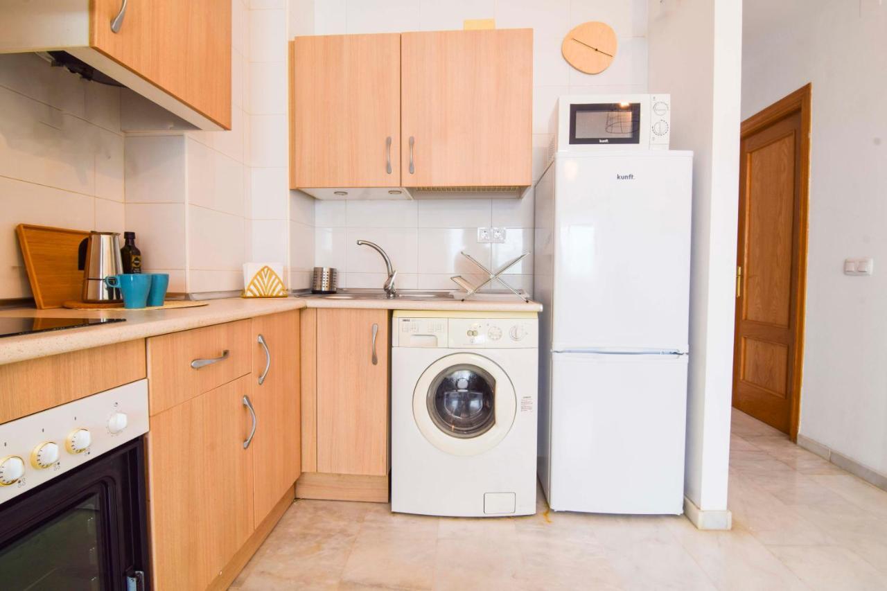 P&P Apartaments Carrera De Capuchinos Málaga Esterno foto