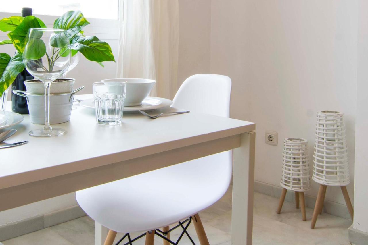 P&P Apartaments Carrera De Capuchinos Málaga Esterno foto